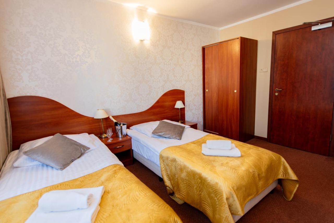 Hotel Grand Felix Cracovia Exterior foto