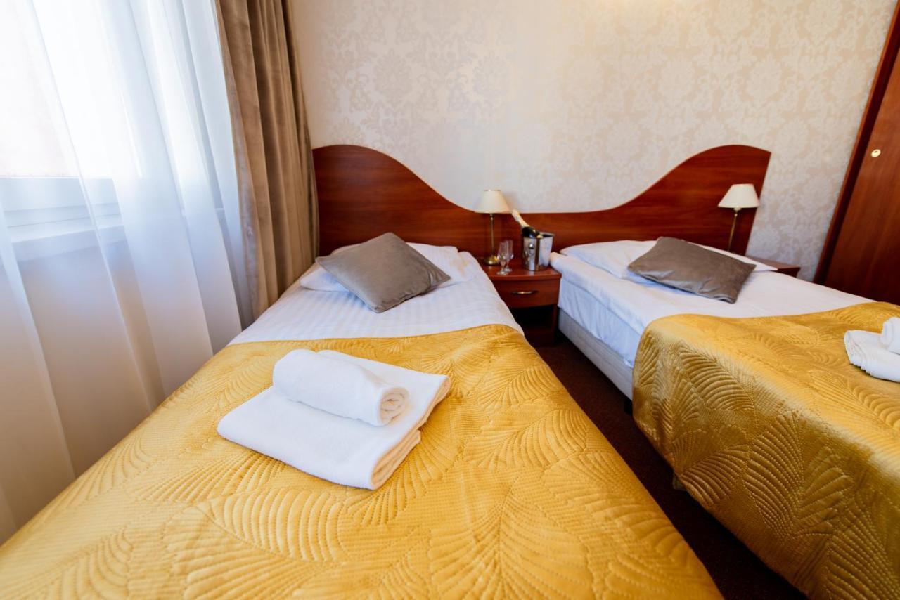 Hotel Grand Felix Cracovia Exterior foto